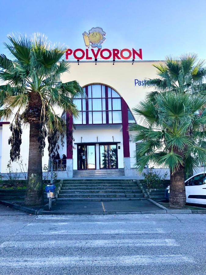 Don Polvoron Hotel เอสเตปา ภายนอก รูปภาพ